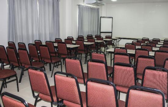 Vera Cruz Business Hotel Acailandia Esterno foto