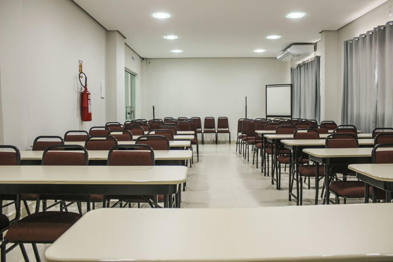 Vera Cruz Business Hotel Acailandia Esterno foto